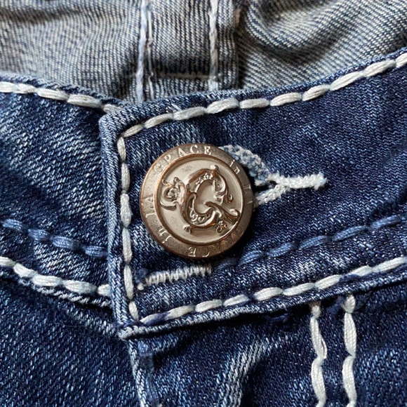 Grace in LA Jeans - Picture 5 of 5